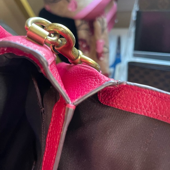 COACH Cassie Cherry Multi Crossbody - Picture 12 of 13